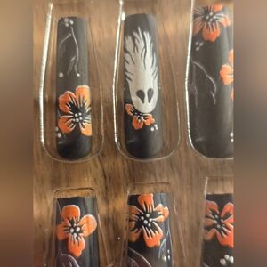 Halloween | Black Edition Press On